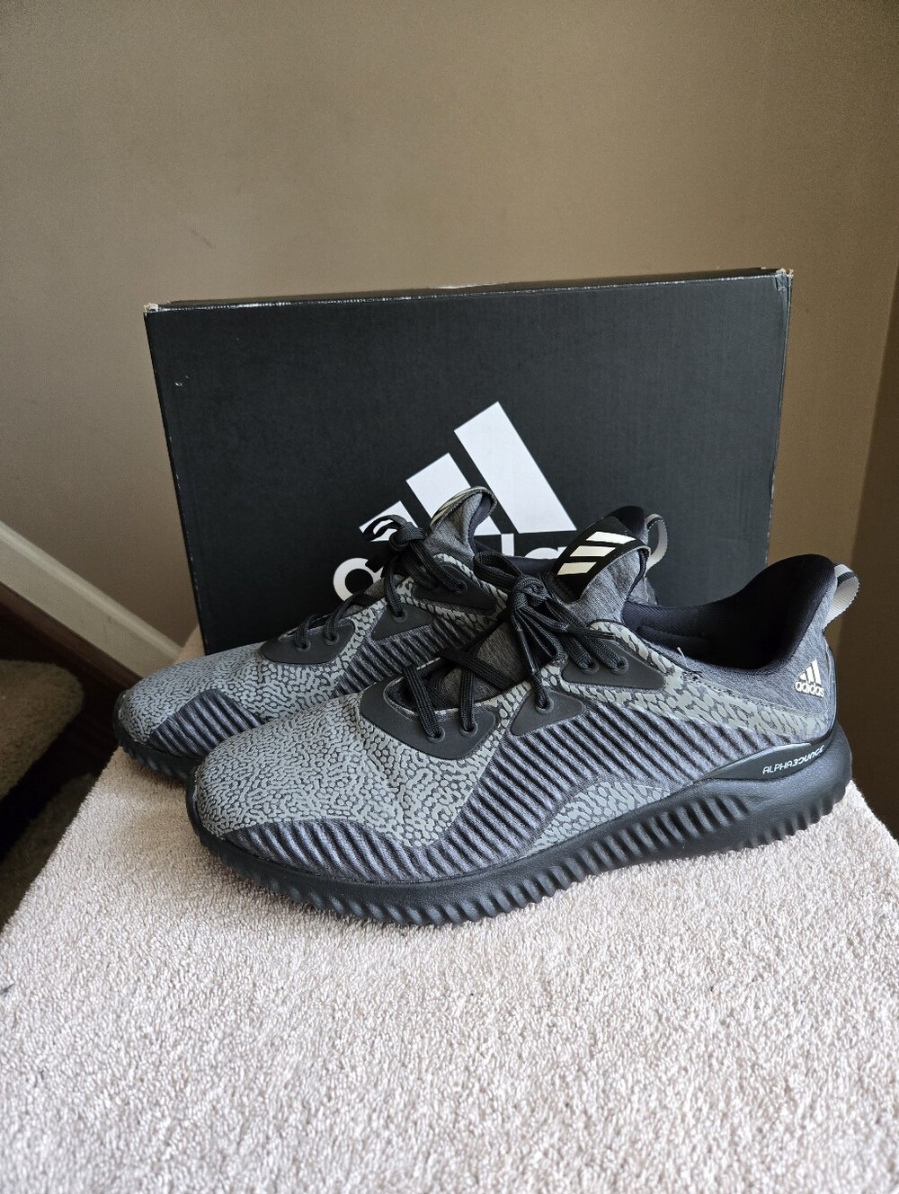 ADIDAS ALPHABOUNCE * HPC AMS * ARAMIS HAPTIC * 3M REFLECTIVE * RARE * SZ.10 *